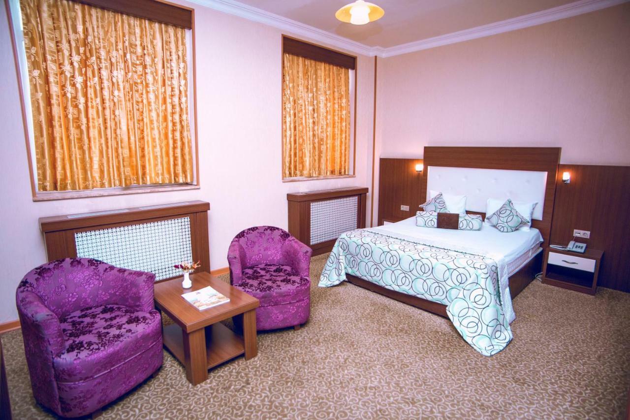 Grand Nakhchivan Hotel Dış mekan fotoğraf